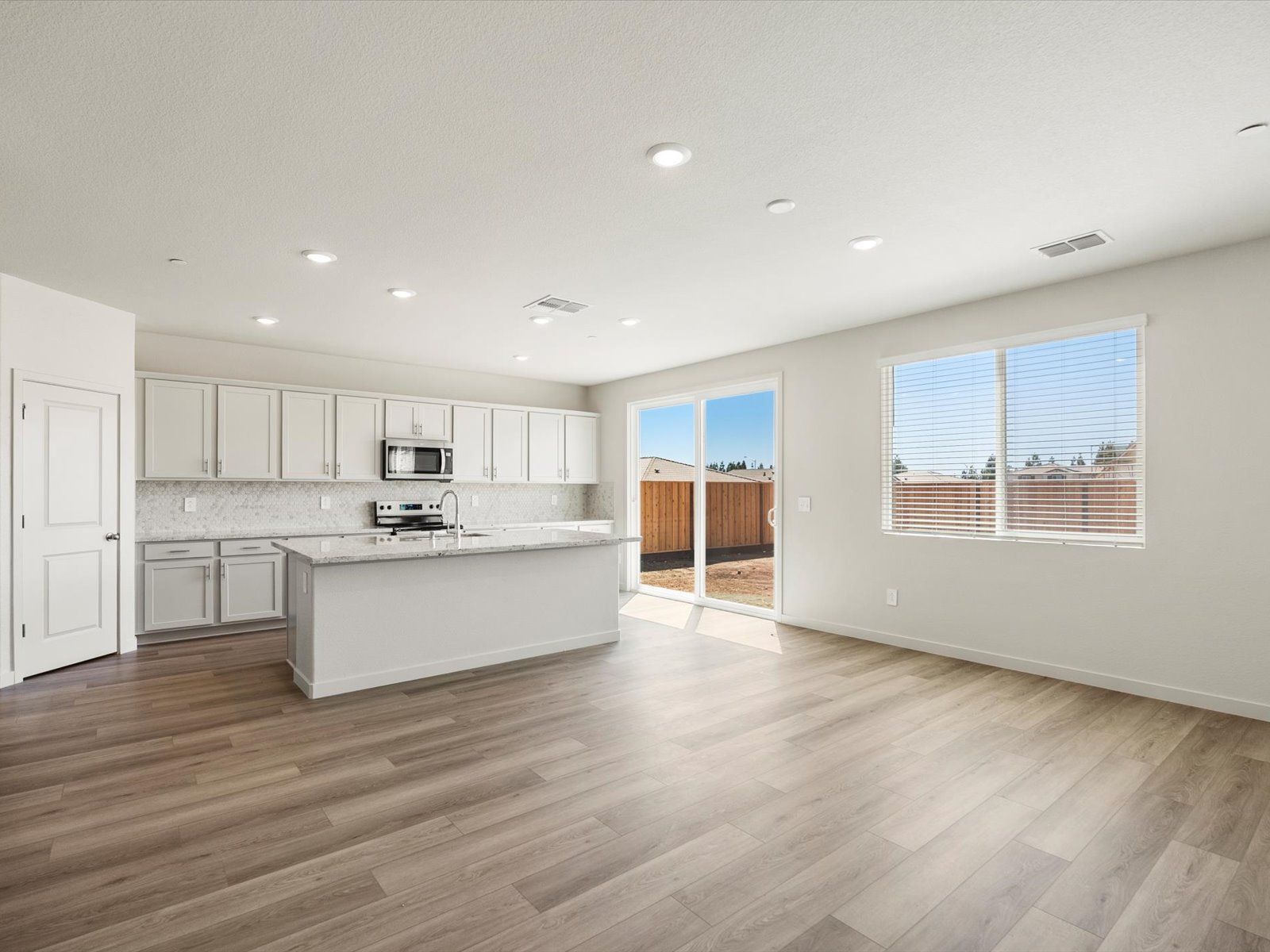 5420 Golden Eagle Street (Residence 5)