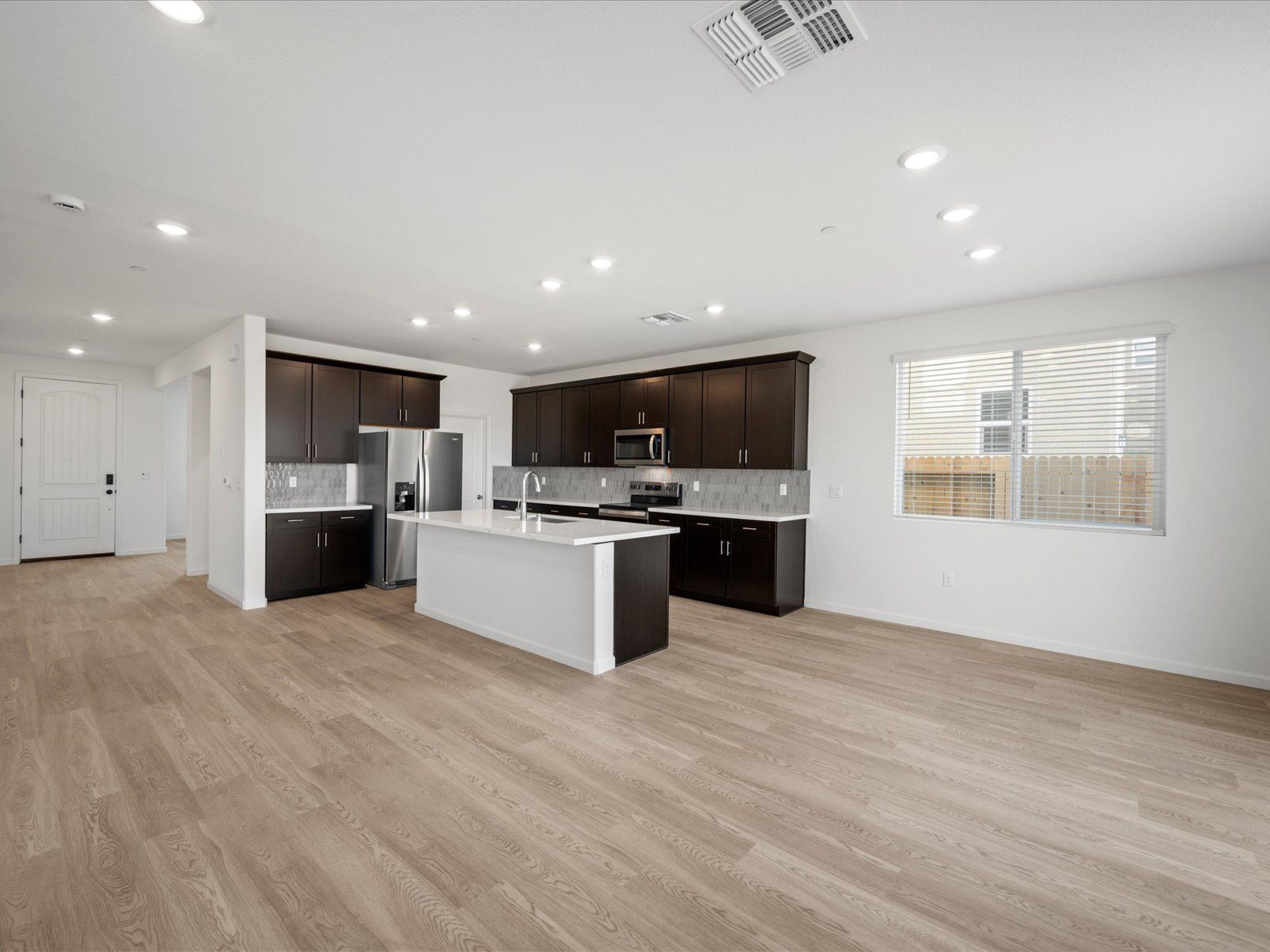 2427 SATHER ST (Residence 3)