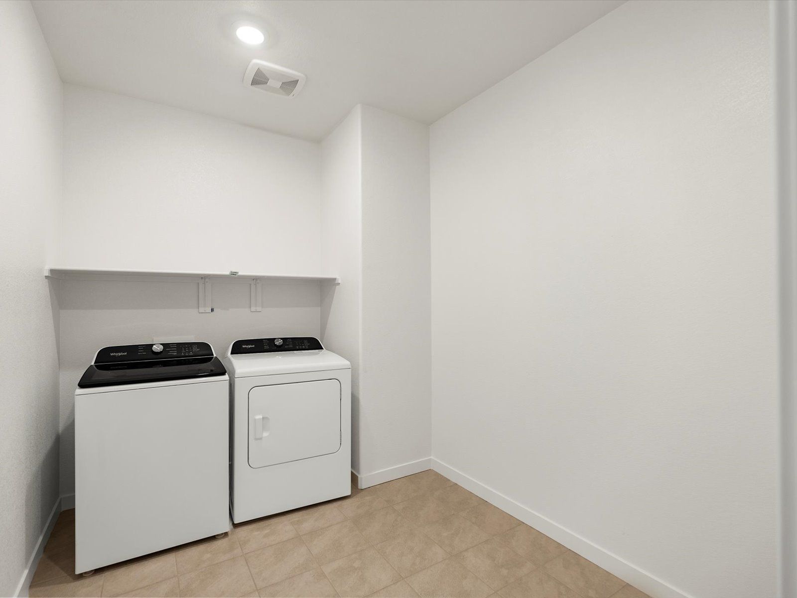 SAC_Vernon-At-Liberty-Ranch_5024_Laundry-Area_B_1417-Crispus-Ct
