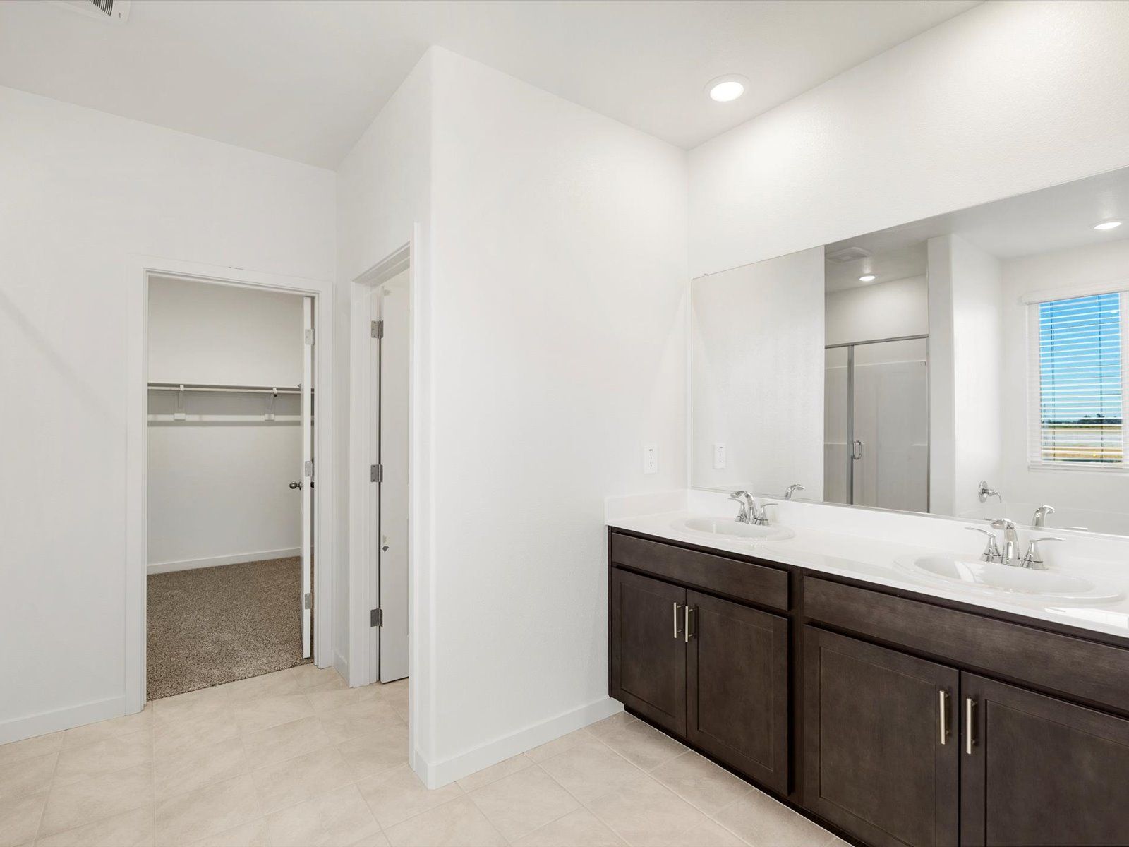 SAC_Vernon-At-Liberty-Ranch_5024_Bathroom_B_1417-Crispus-Ct