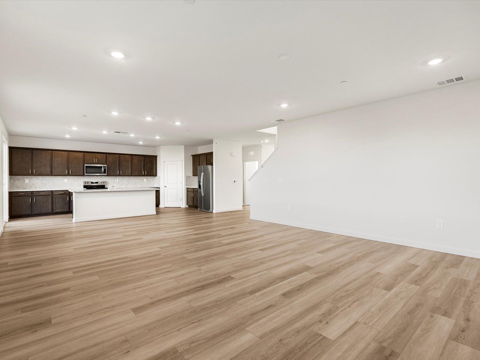 SAC_Vernon-At-Liberty-Ranch_5024_Living-Area_B_1417-Crispus-Ct