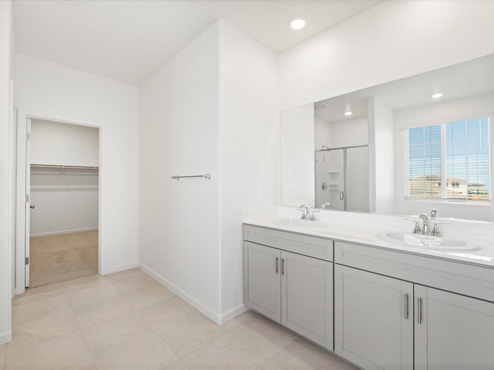 SAC_Aspen-At-Villa-Ticino_4522_Bathroom_A_2231-Hewins-St