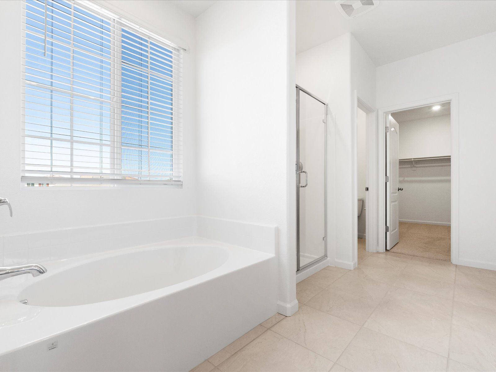 SAC_Aspen-At-Villa-Ticino_4522_Bathroom_A_2231-Hewins-St