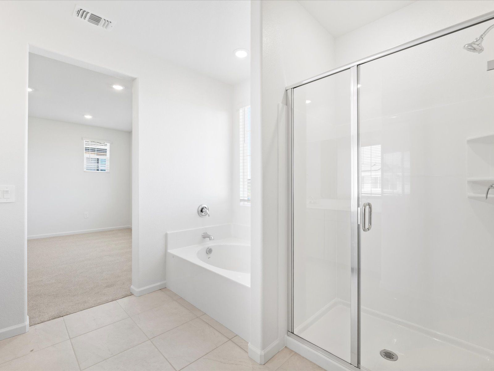 SAC_Aspen-At-Villa-Ticino_4522_Bathroom_A_2231-Hewins-St