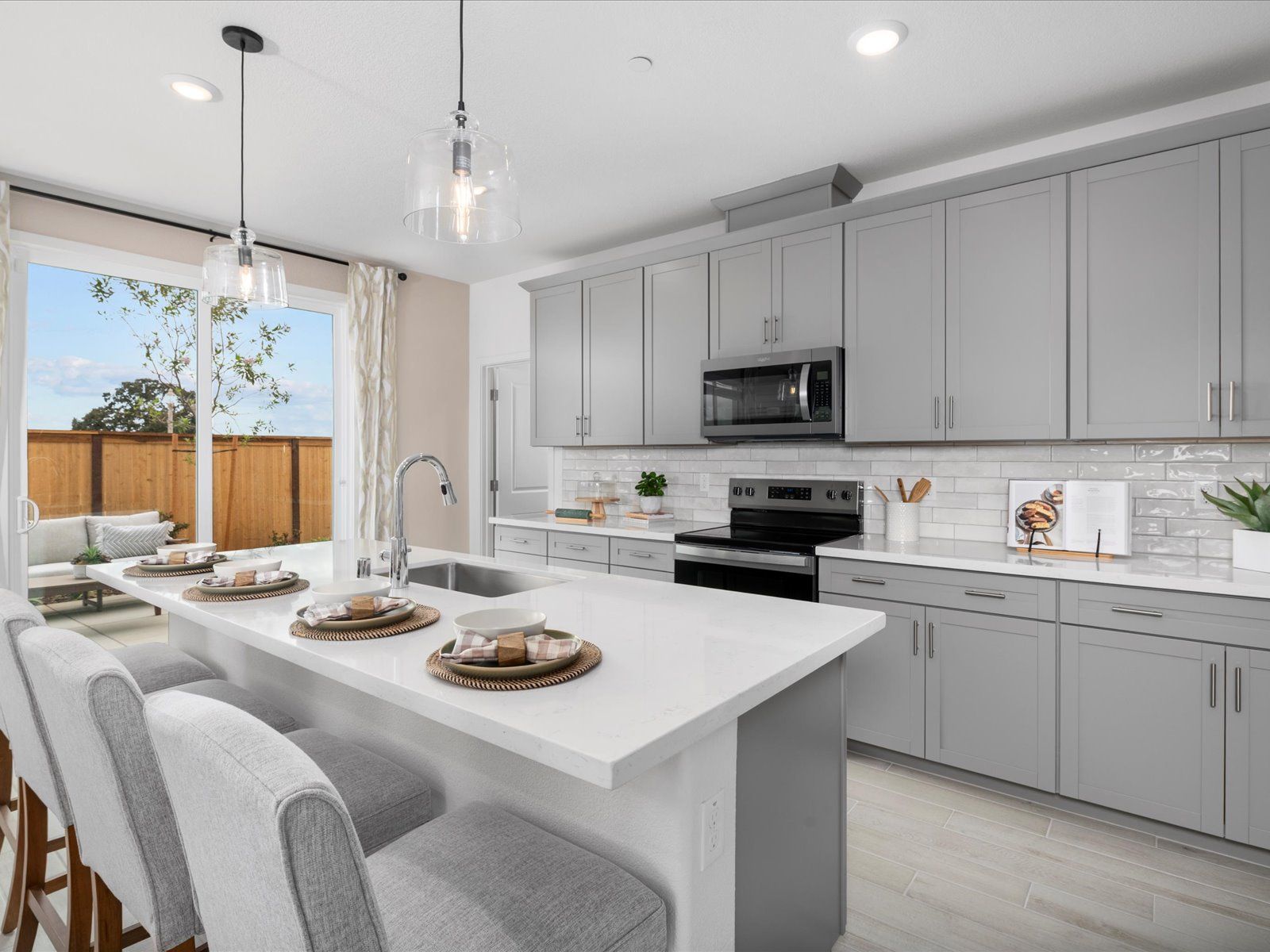 SAC_Kitchen_4303-Tribute-Ln