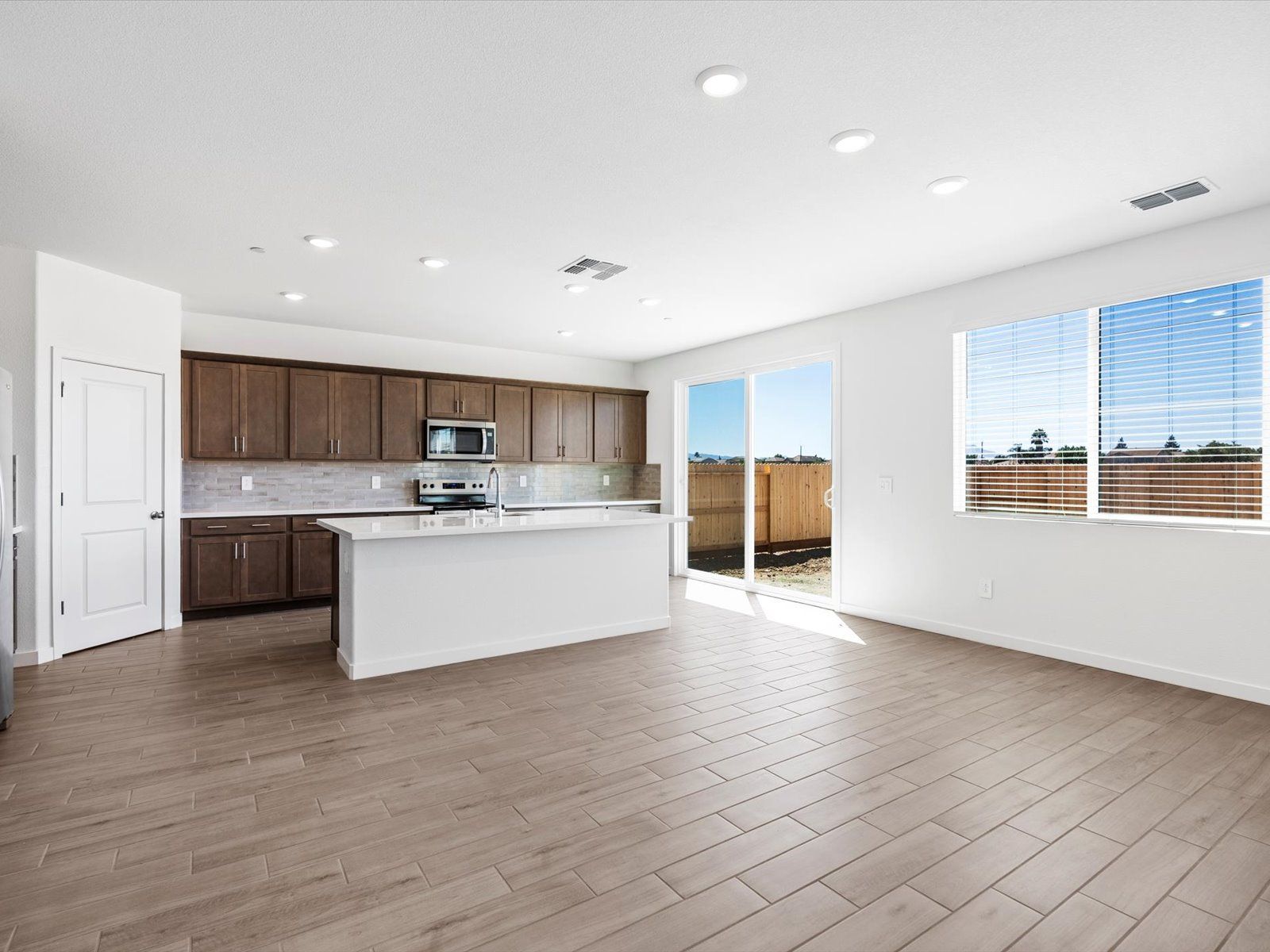 629 Channel Circle (Residence 3)