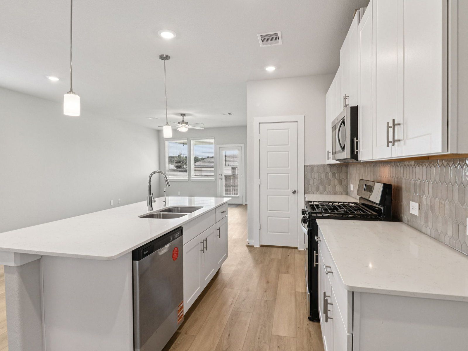 The Glacier (N304) - Landing Meadows - Traditional Series: New Caney, Texas - Meritage Homes