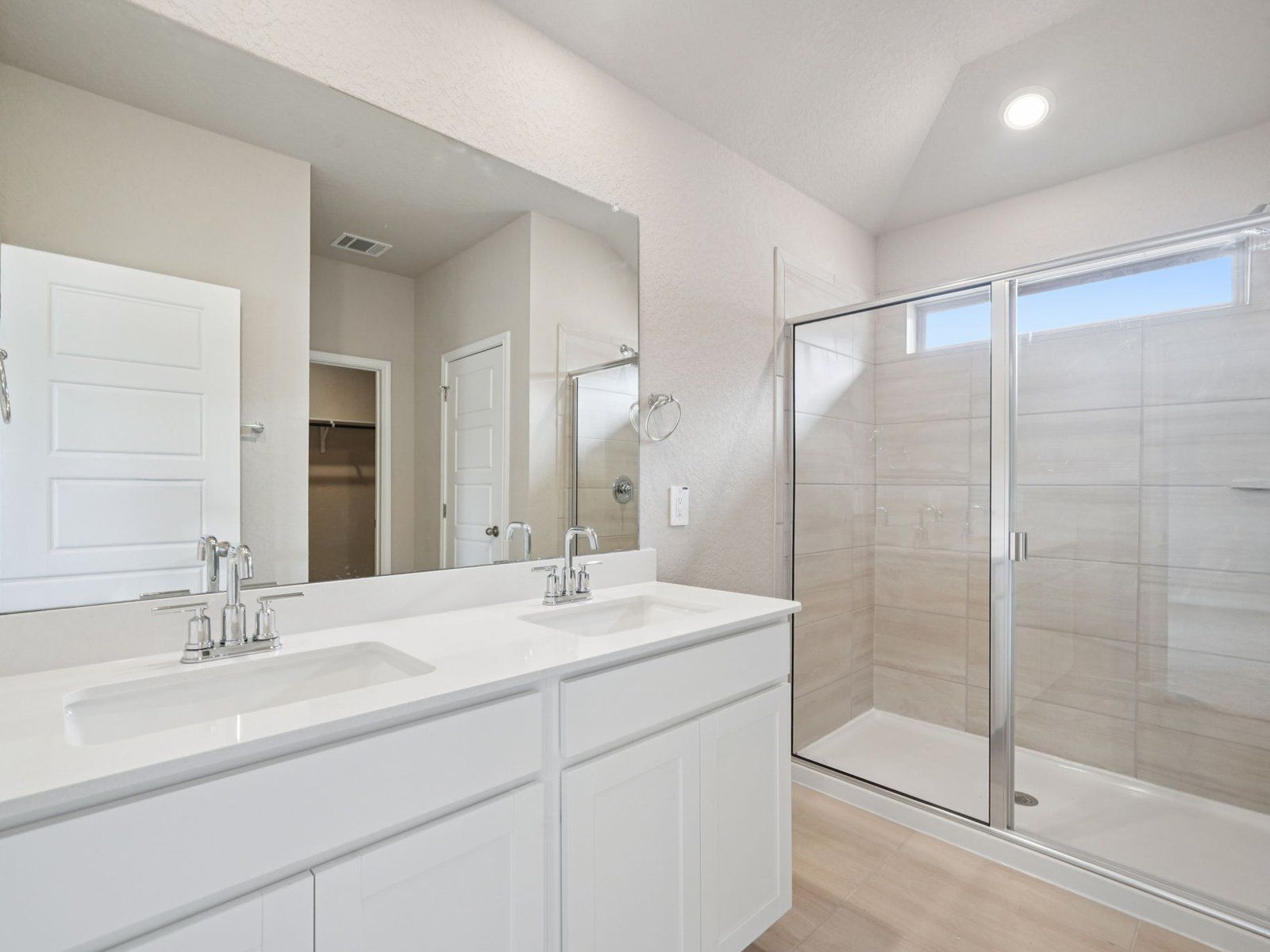 Primary Suite Bathroom