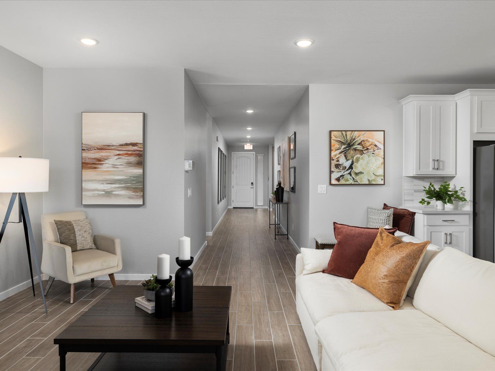 Welcome to the Bailey floorplan modeled at Paloma Creek in Surprise, AZ.