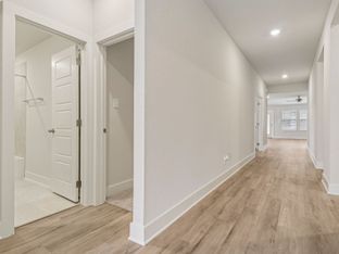 The Henderson (C404) - Legendary Trails - Classic Series: Cibolo, Texas - Meritage Homes