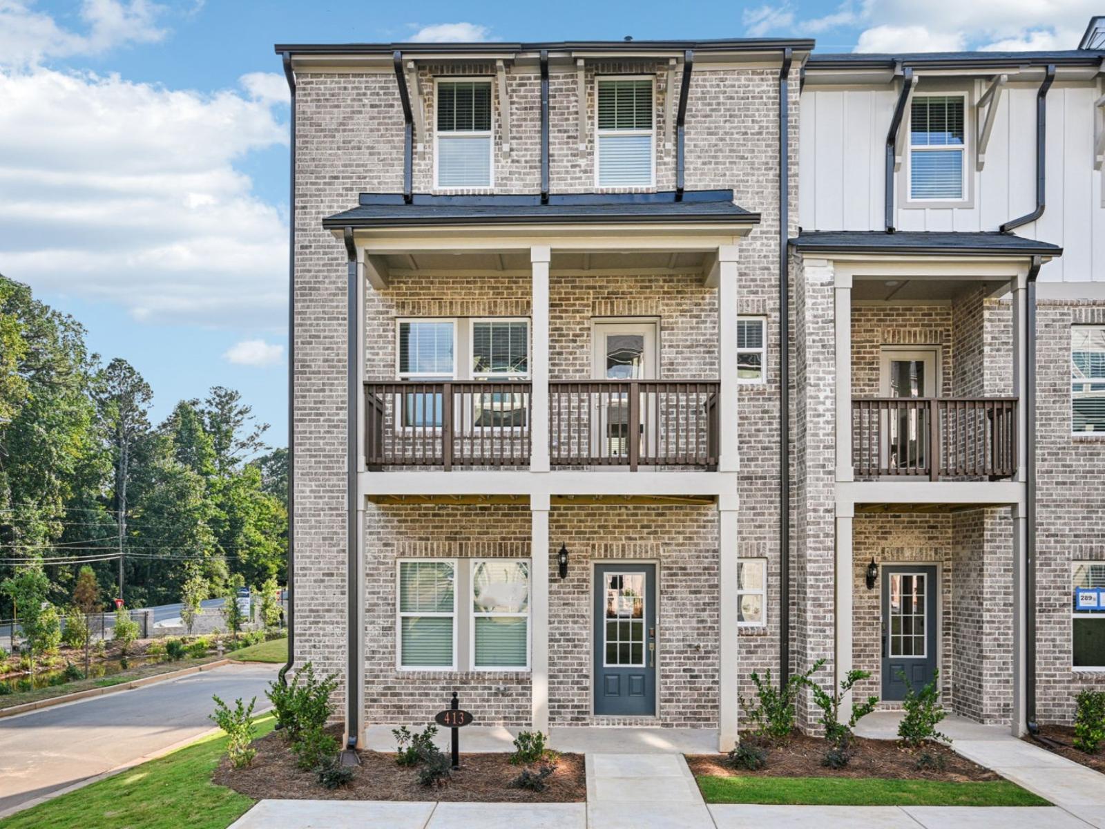ATL_MartinSpringsHighlandSeries_E42S_Jordan_F_413EliseWay_Exterior.jpg