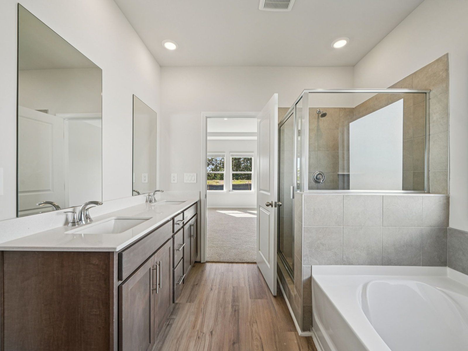 The Sherwood floorplan with the Charm Burlap interior package.
