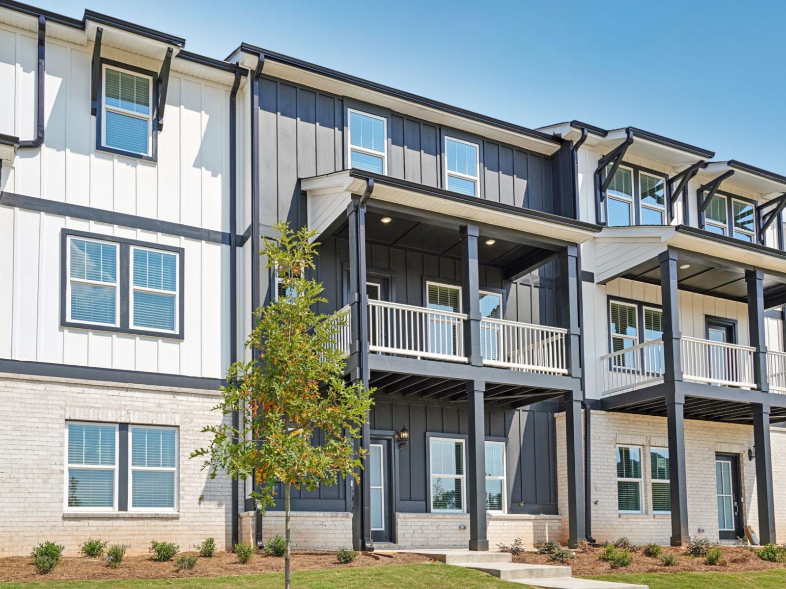 Jordan End Unit - Hemingway - Highland Series: Cumming, Georgia - Meritage Homes