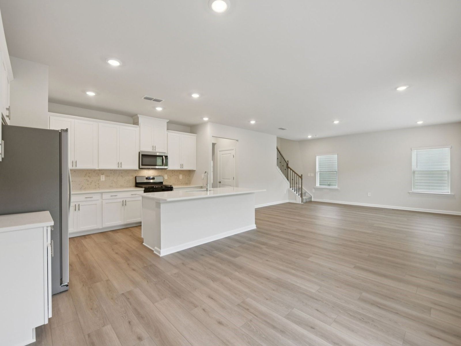 The Brentwood floorplan with the Elemental Linen interior package.
