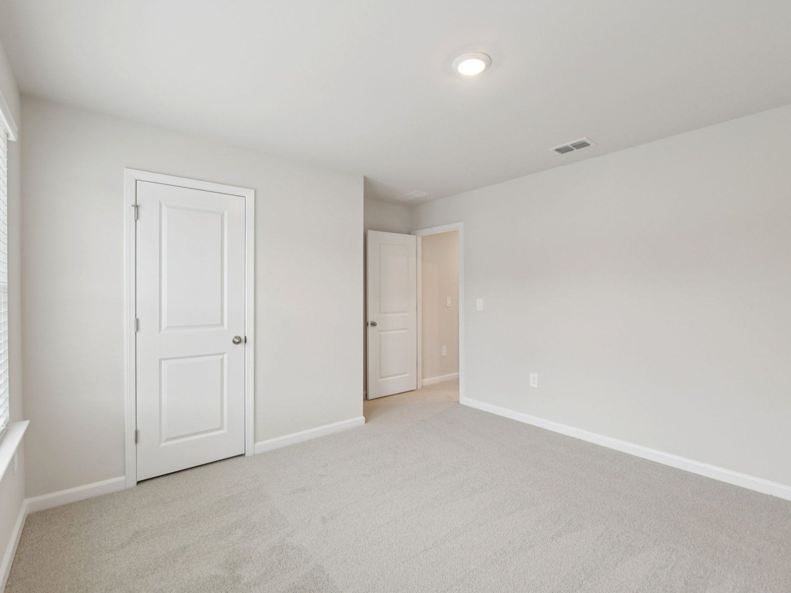 The Brentwood floorplan with the Elemental Linen interior package.