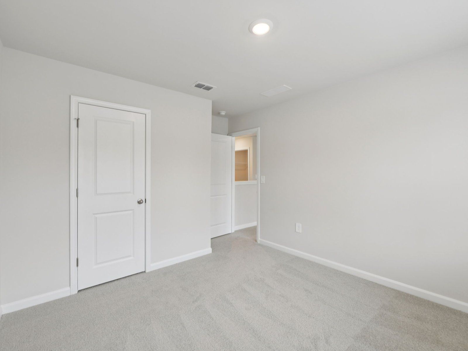 The Brentwood floorplan with the Elemental Linen interior package.