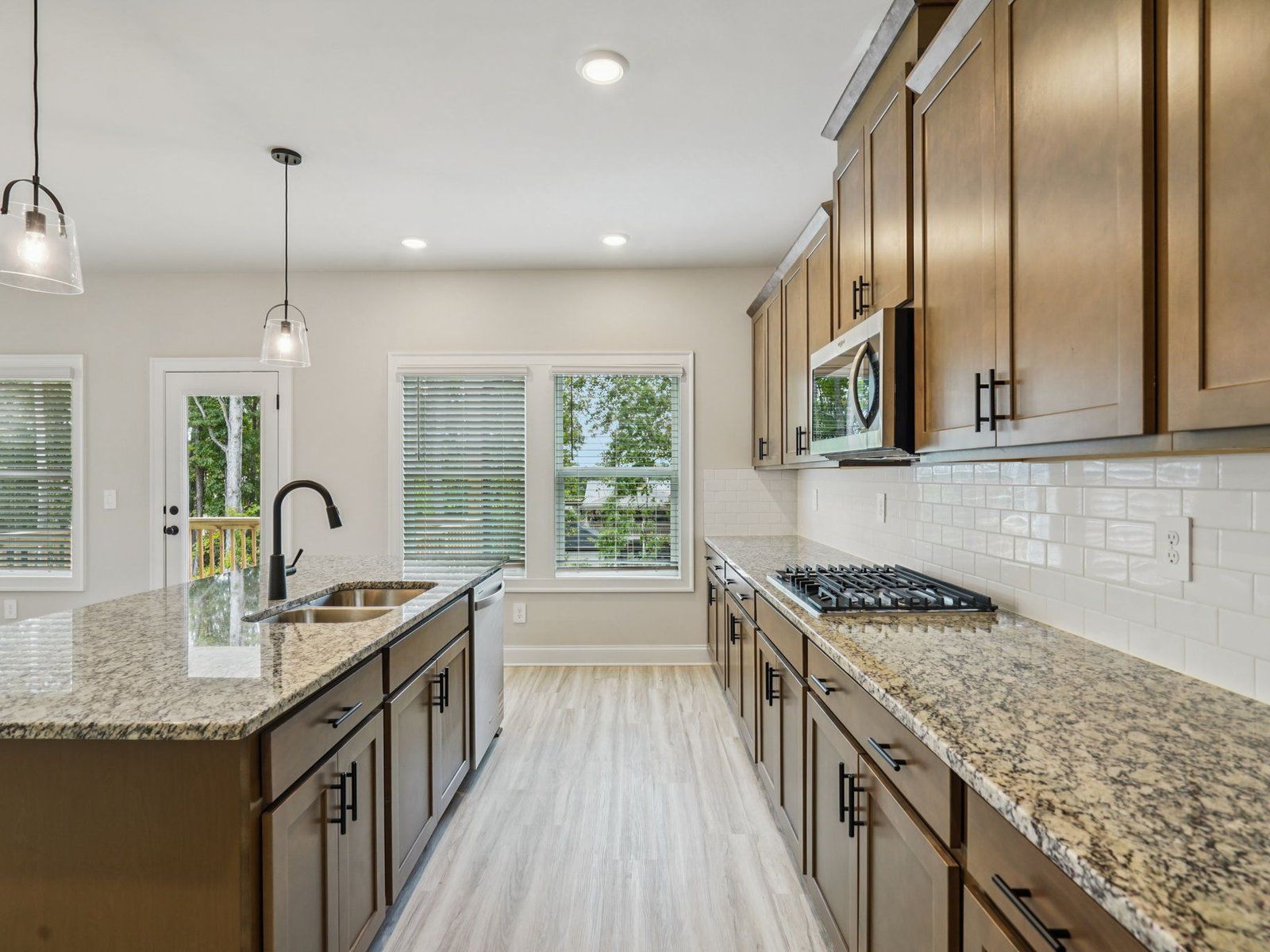 141 Martin Spring Rd (Dakota Basement)