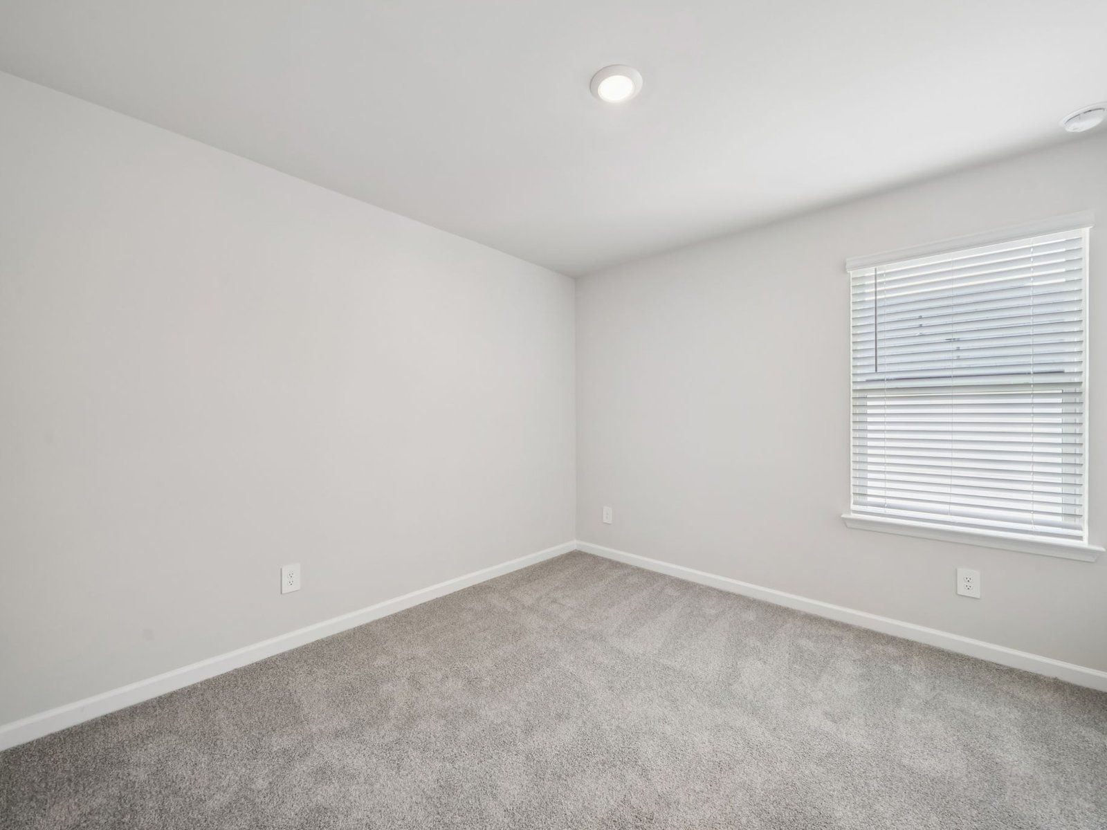 The Sydney floorplan with the Calm Latte interior package.