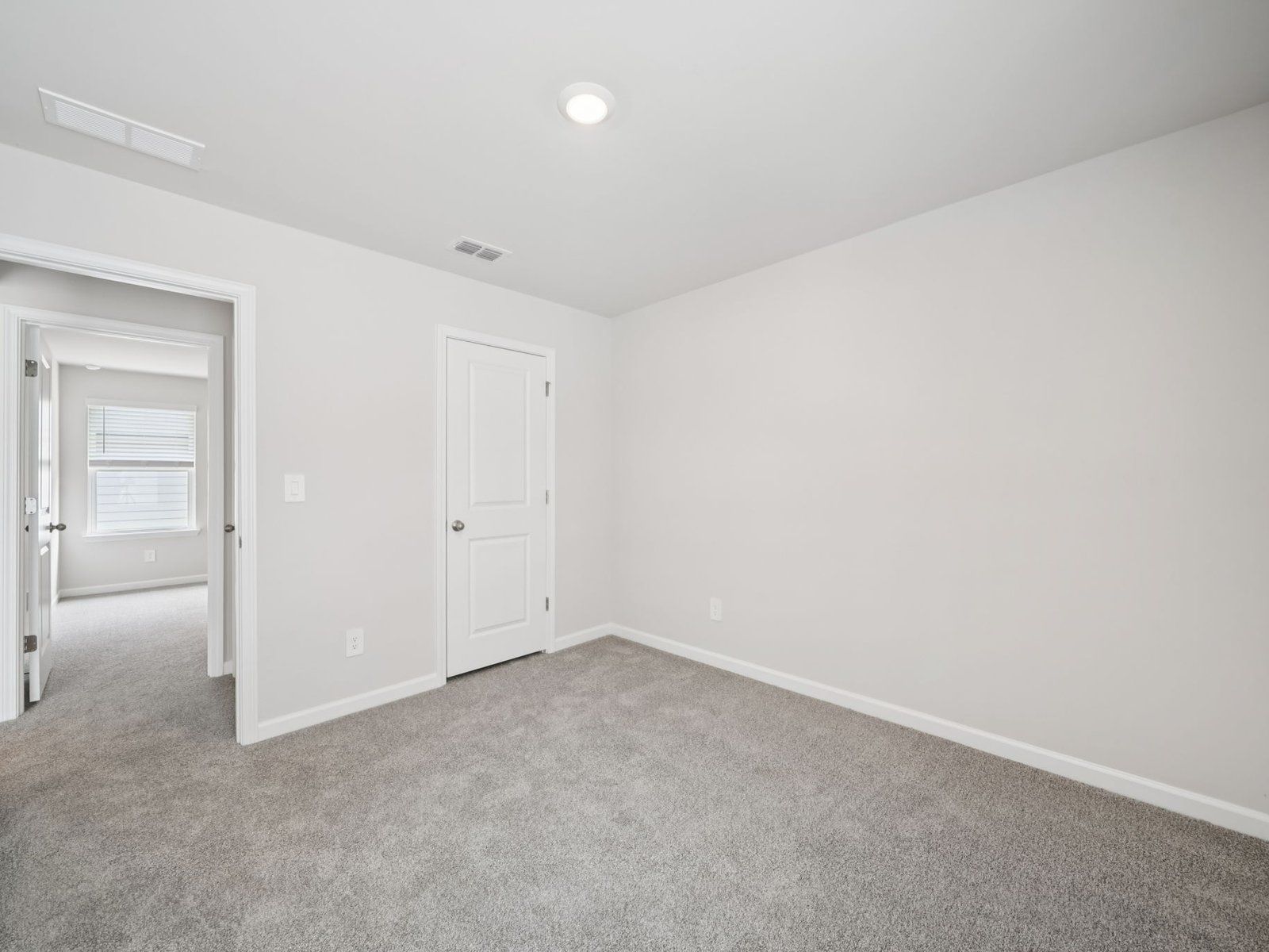 The Sydney floorplan with the Calm Latte interior package.