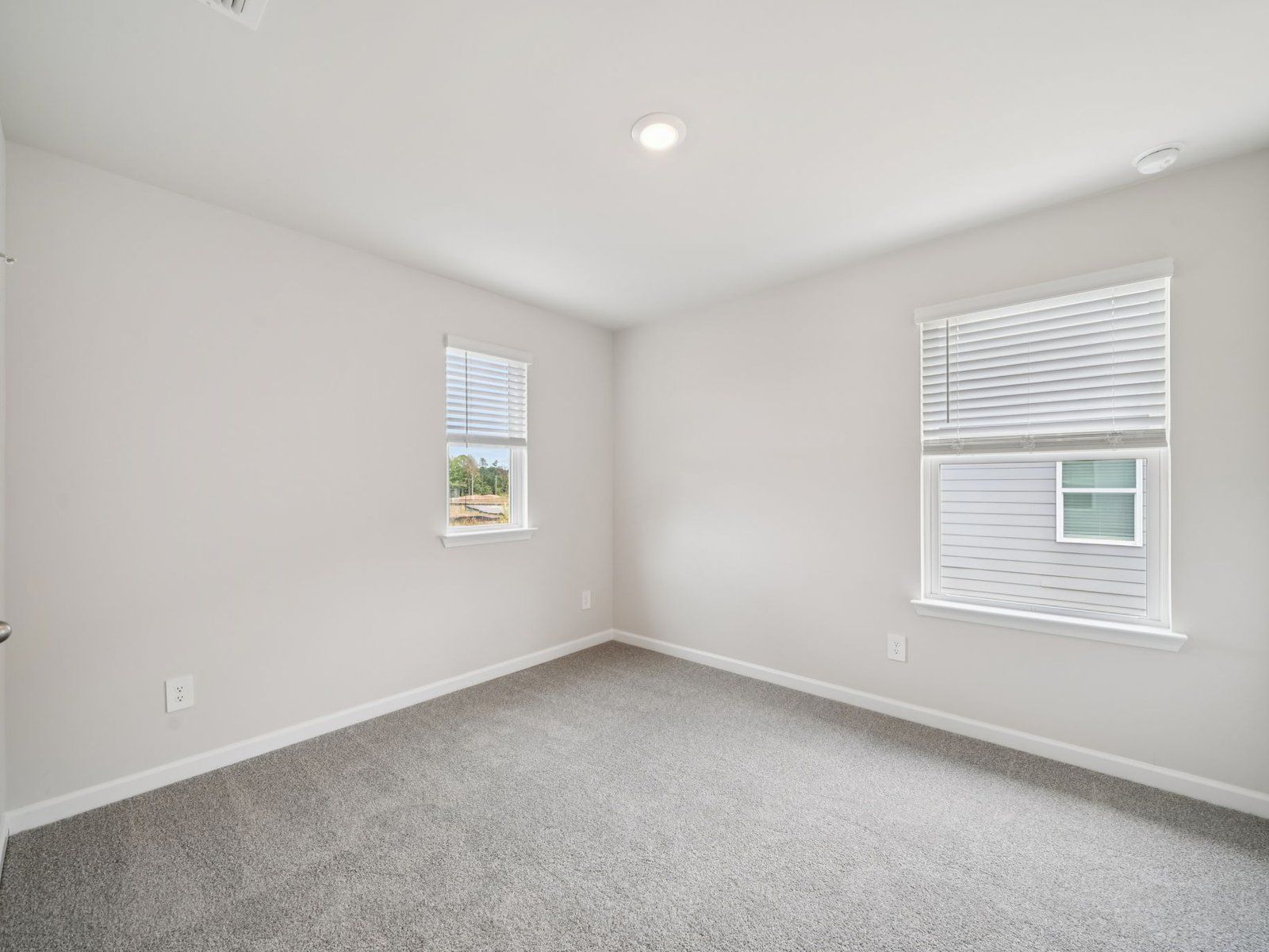 The Sydney floorplan with the Calm Latte interior package.