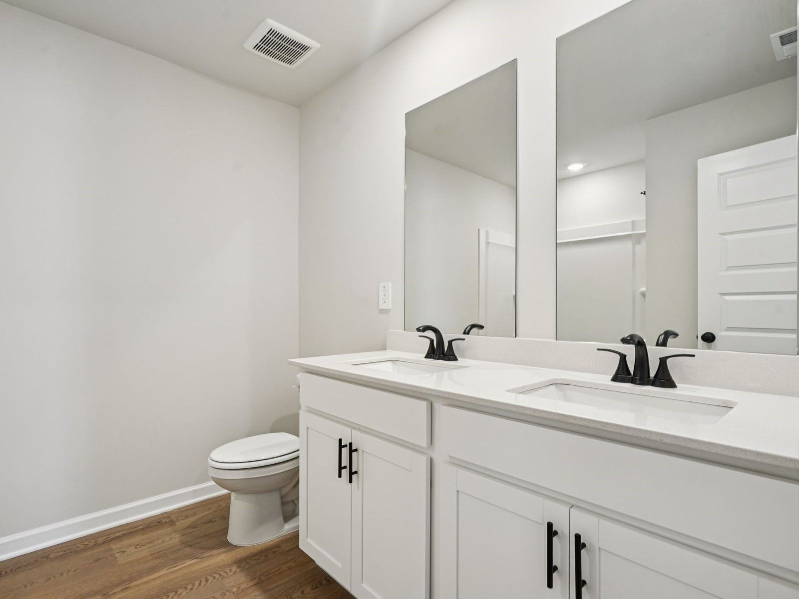 The Taylorsville floorplan with the Classic White Harbor interior package.