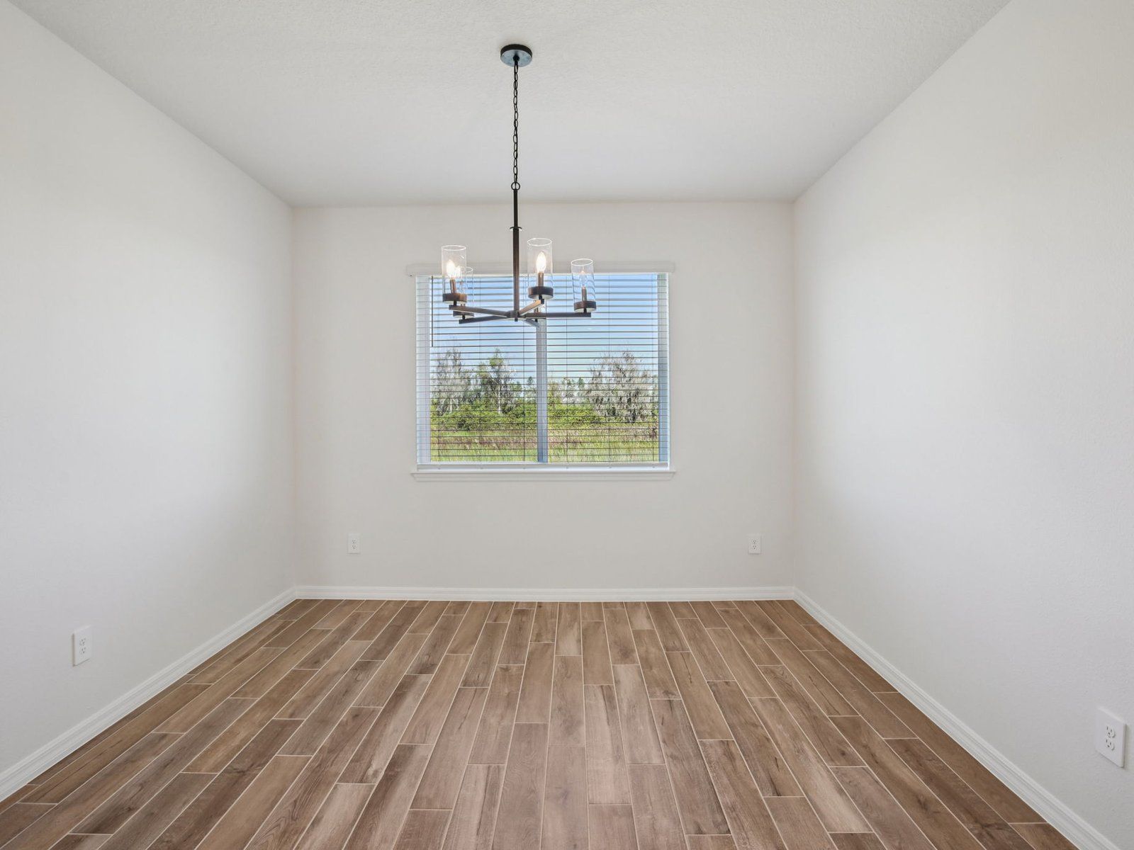 The Zander Dining Space