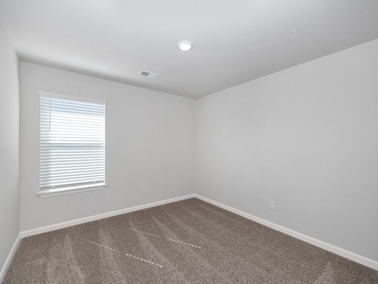 The Sydney floorplan with the Crisp White interior package.