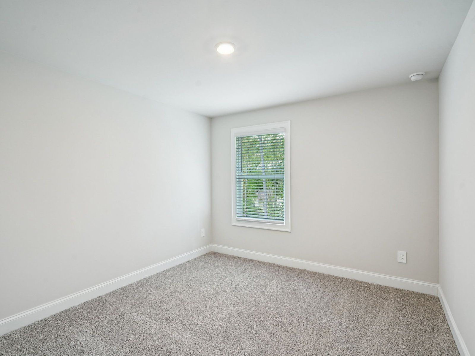 The Chatham Basement floorplan with the Clarity Linen interior package.