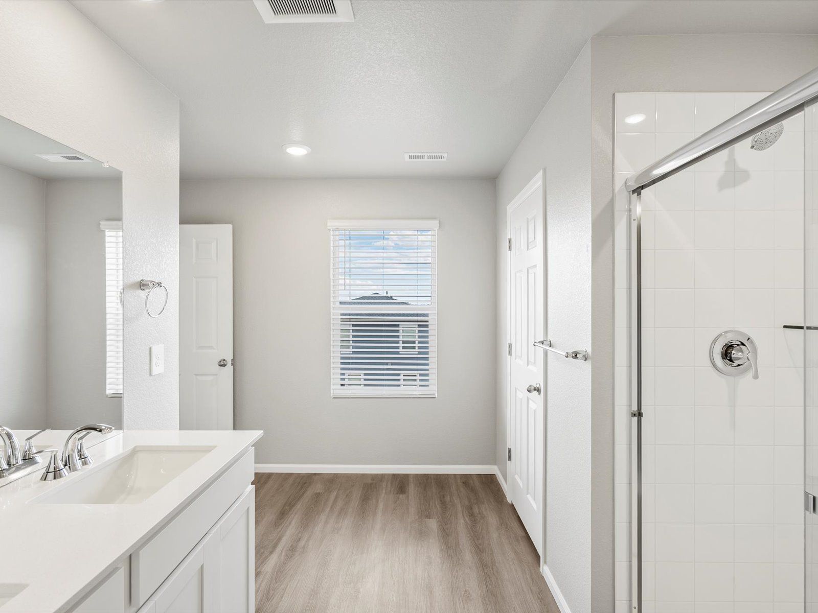 524 97th Ave (The Maroon Bell)