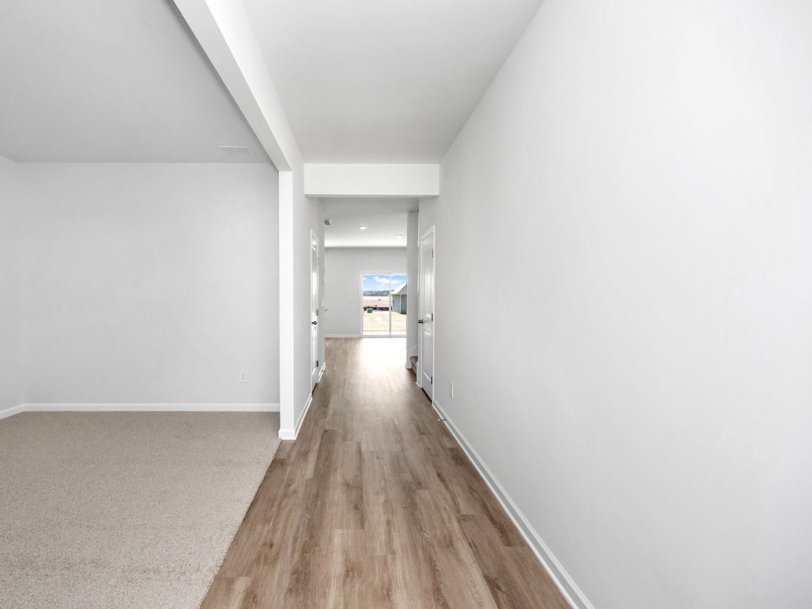 114 Gypsy Way (Dakota) Imagen