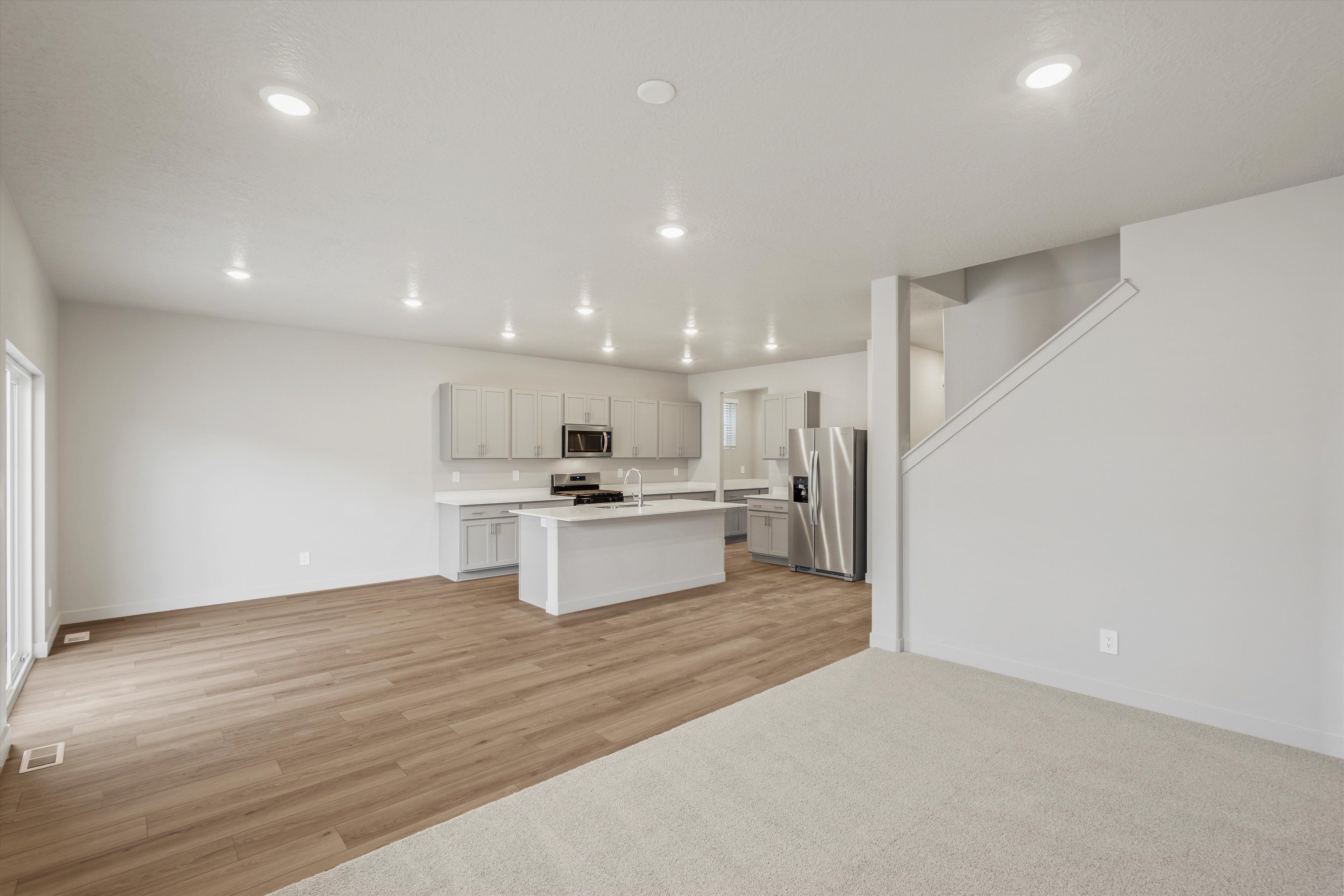 SLC_Willow_#4281_Kitchen_B_3438-Gina-St-Eagle-Mountain-UT.jpg