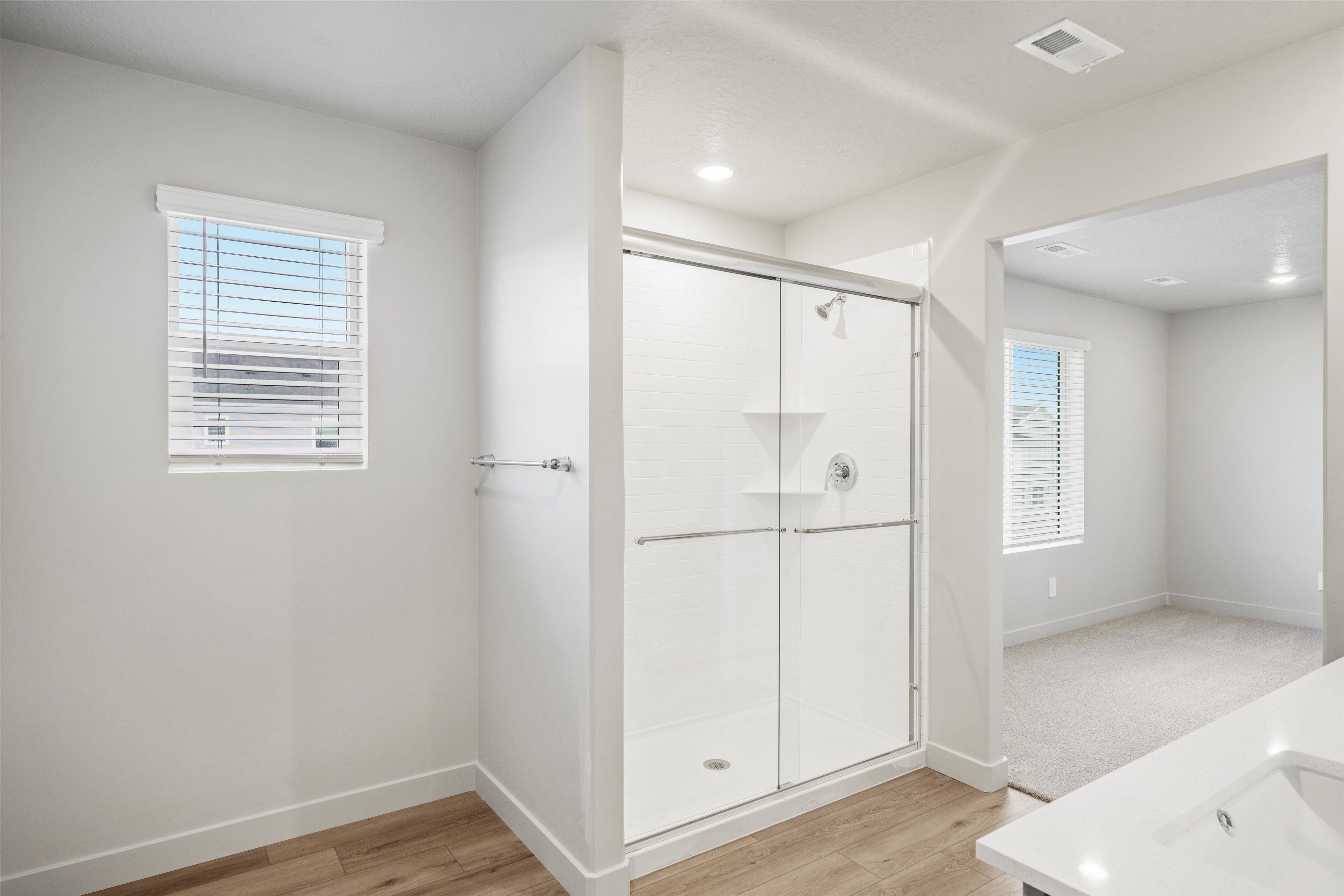 SLC_Willow_#4281_Master-Bathroom_B_3438-Gina-St-Eagle-Mountain-UT.jpg