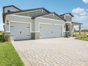 1740 DRAUGHTON DRIVE (Paloma)