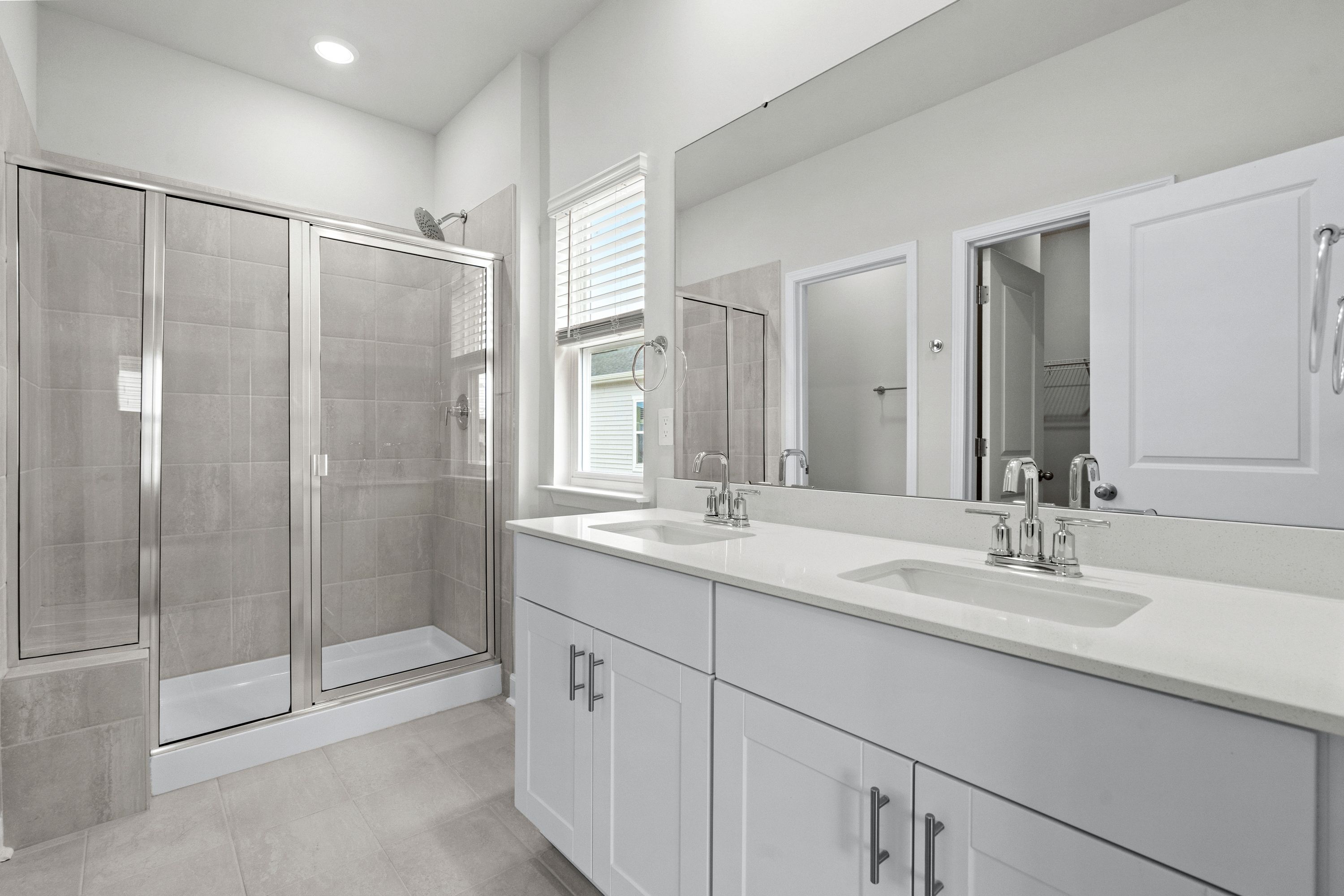Photo shown is not of the actual home. Images are of a similar completed home and may display options or features not included.