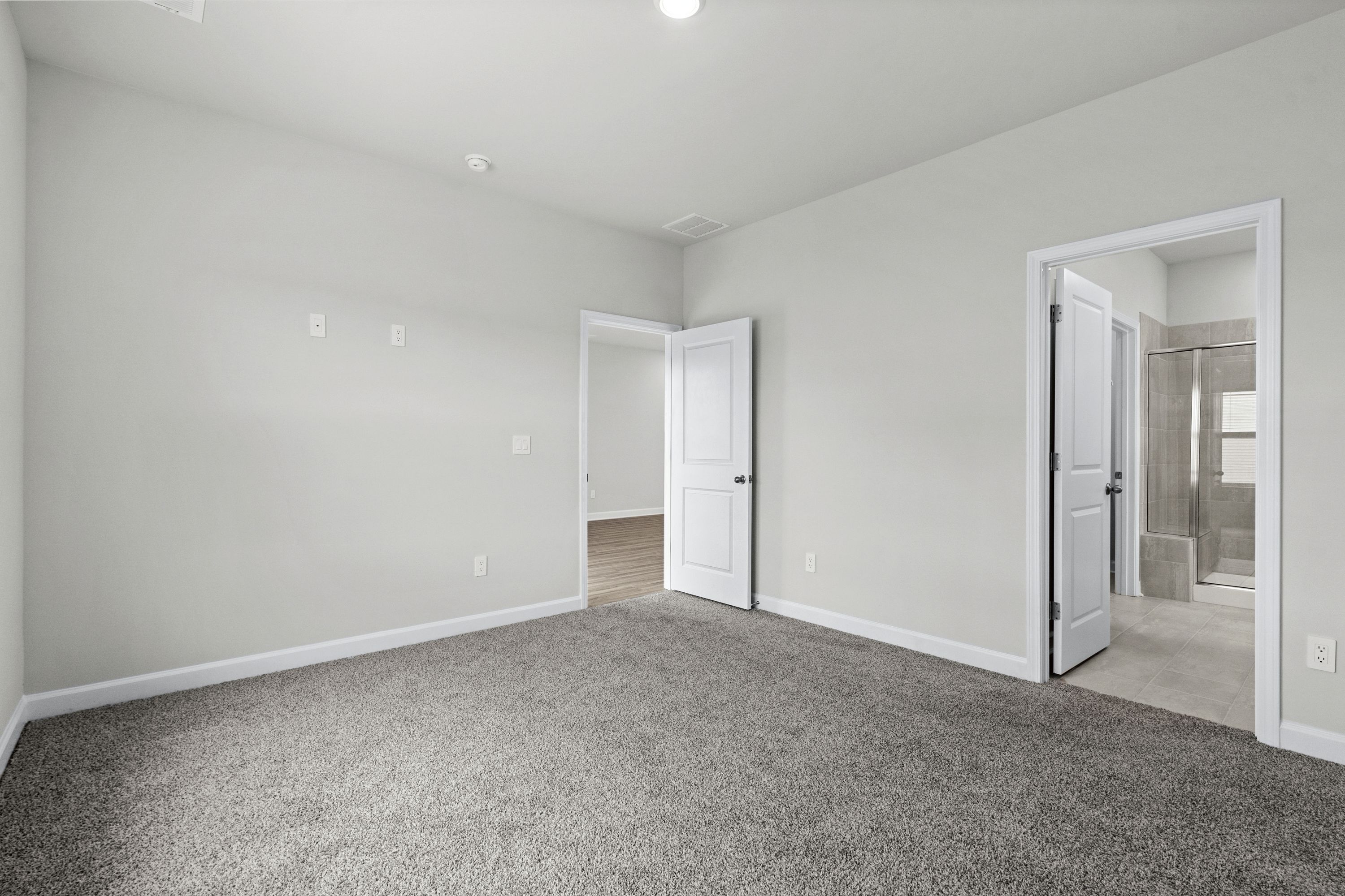 Photo shown is not of the actual home. Images are of a similar completed home and may display options or features not included.