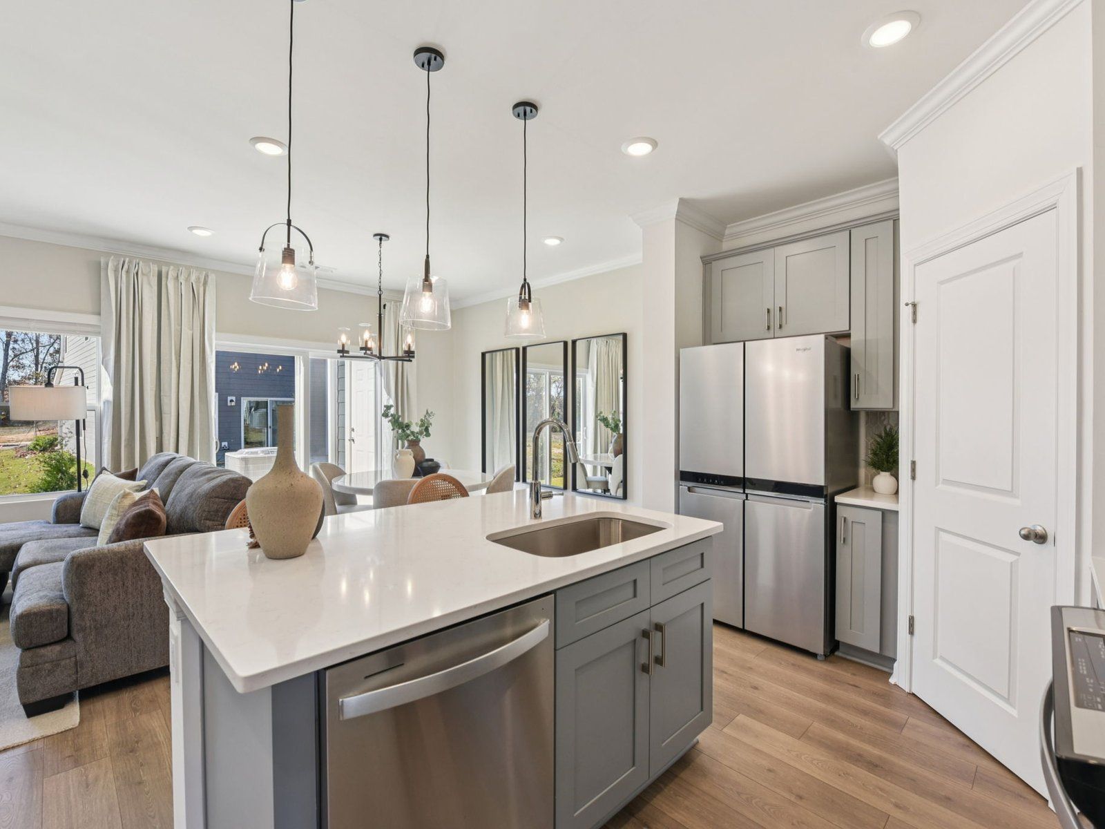 The functional kitchen layout makes meal-prep much easier.