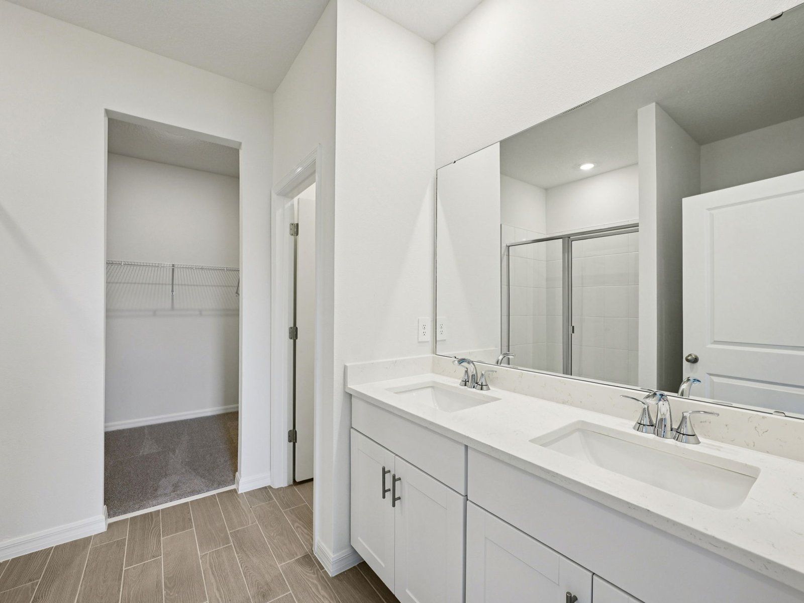 1740 COOLRIDGE PLACE (Foxglove)