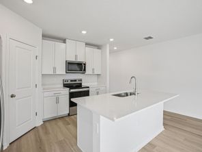 1748 COOLRIDGE PLACE (Orchid)