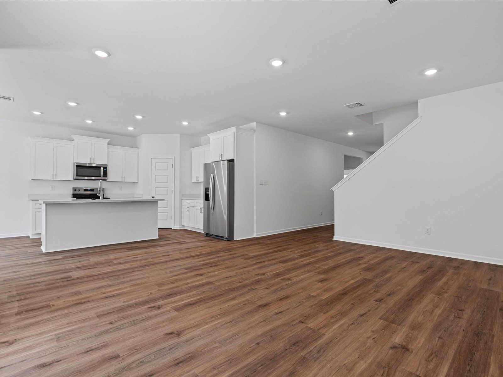 3698 Olivia Dr (Coral)