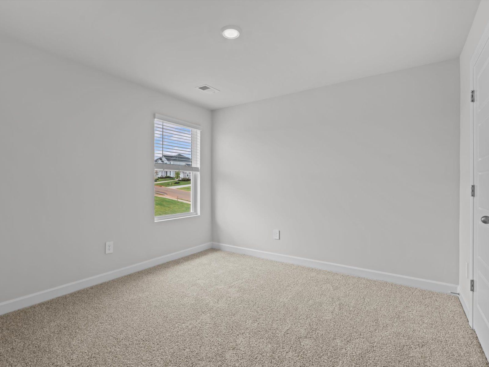 1584 Erindale Drive (Dakota)