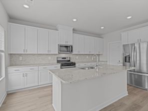 1584 Erindale Drive (Dakota)