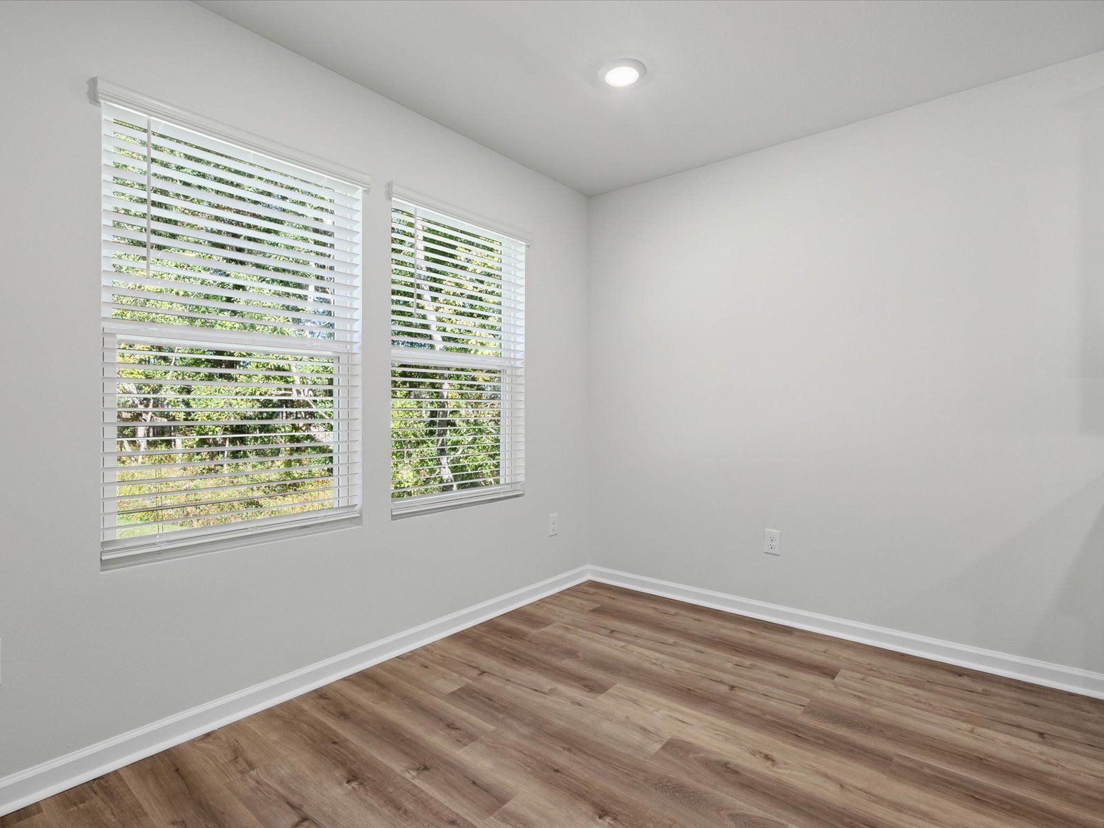 Dining area in the Opal floorplan at a Meritage Homes community in Ocean Springs, MS.