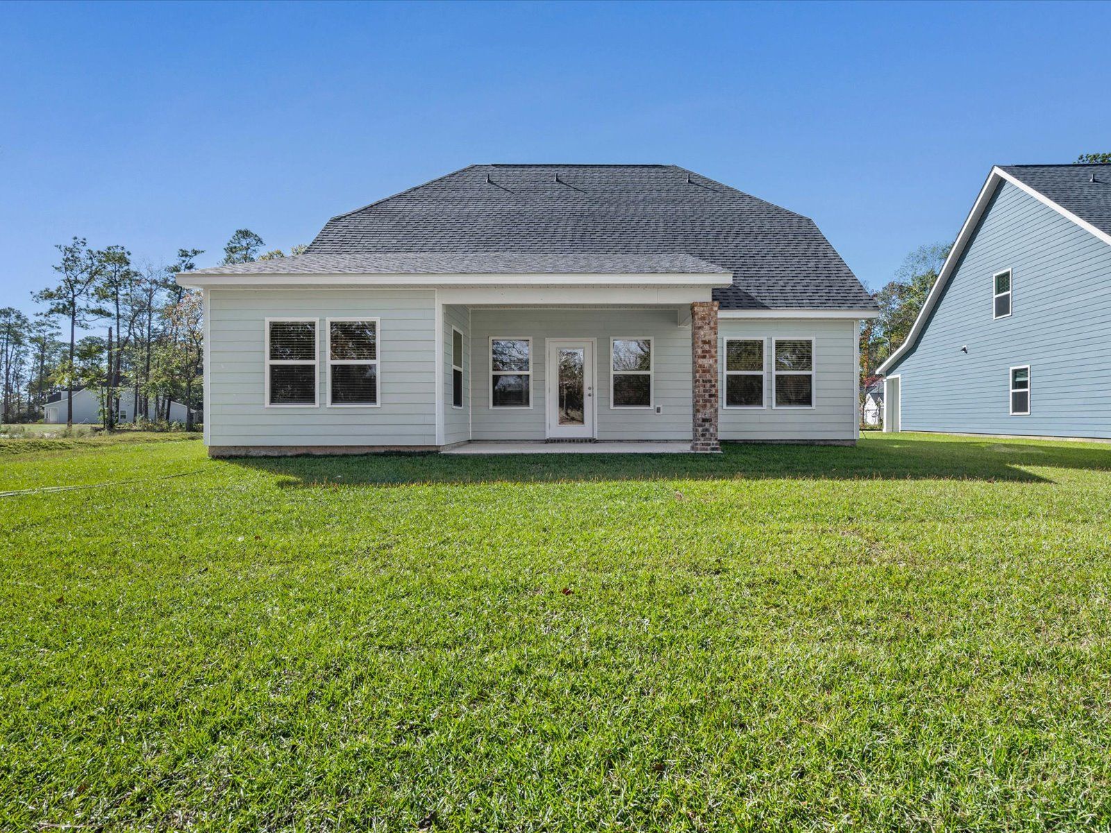 Backyard at a Meritage Homes community in Ocean Springs, MS.