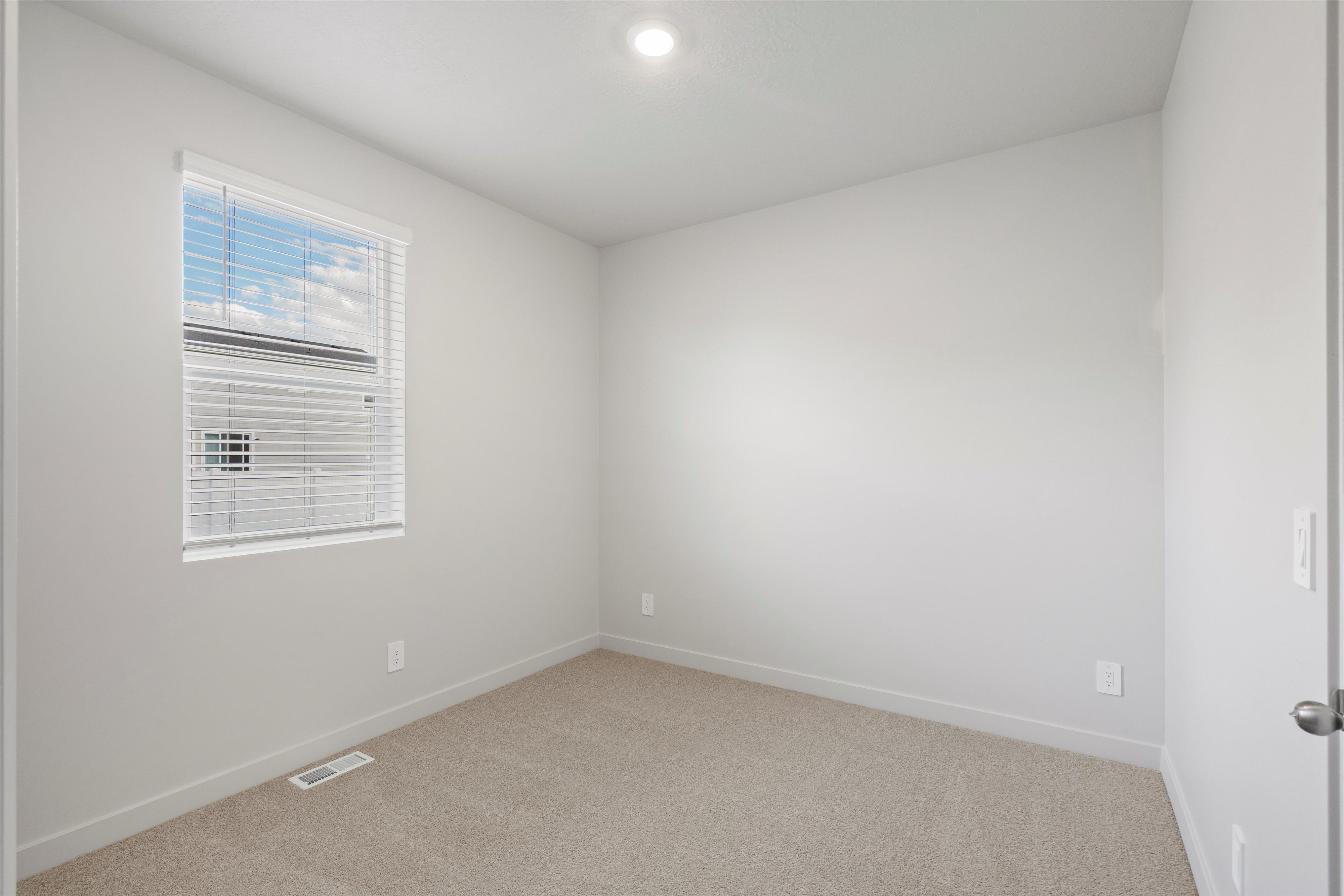 The Narrows floorplan interior image taken at a Meritage Homes community in Eagle Mountain, UT.