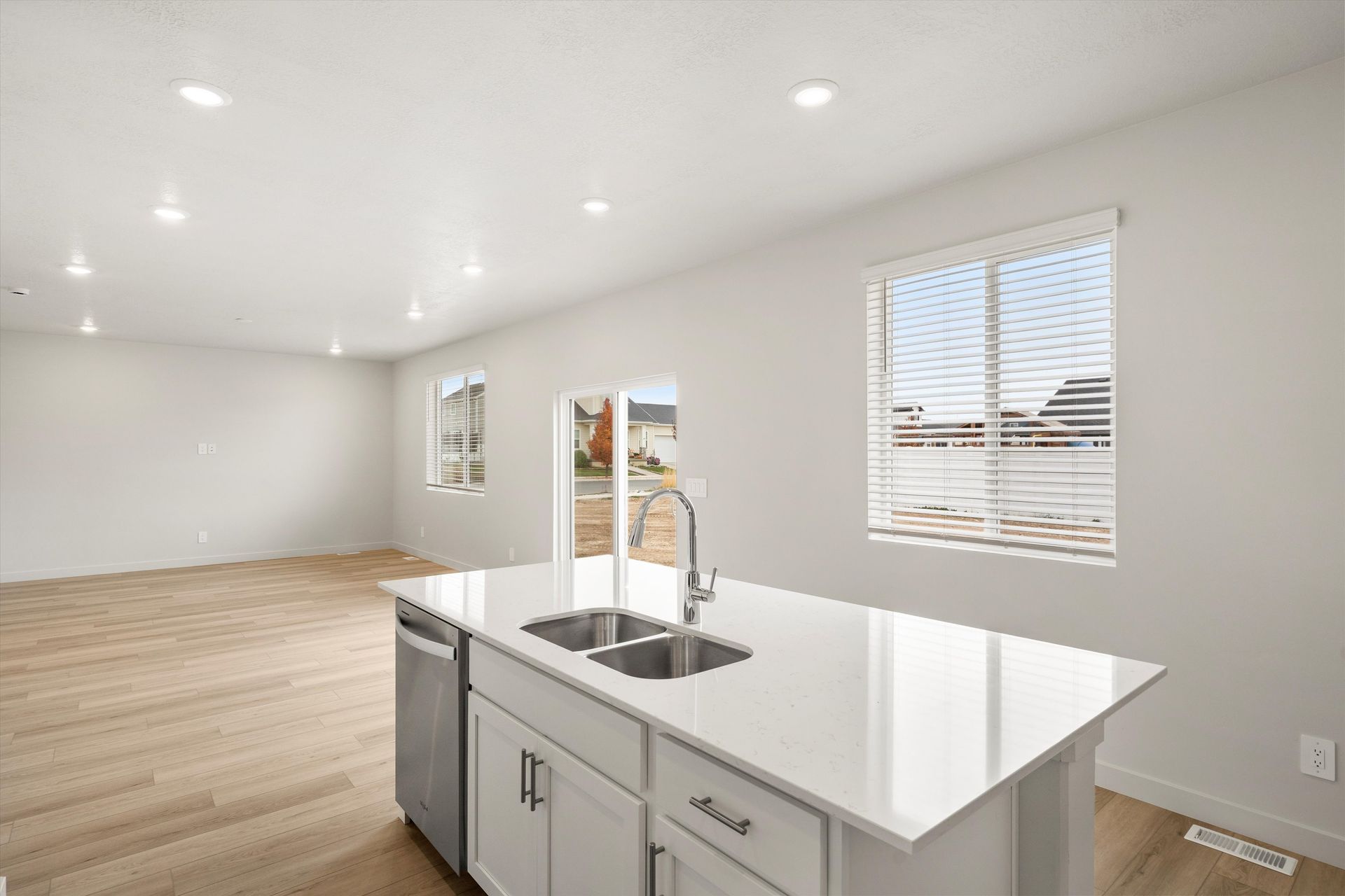 The Cottonwood floorplan interior image taken at a Meritage Homes community in Santaquin, UT.