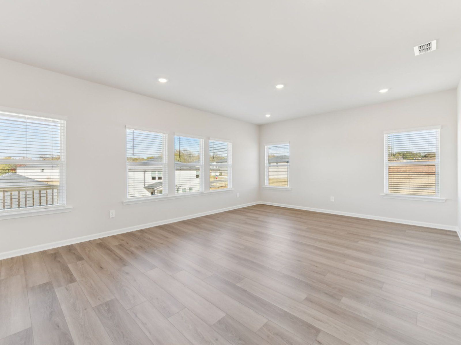 The Dakota floorplan with the Essence White interior package.