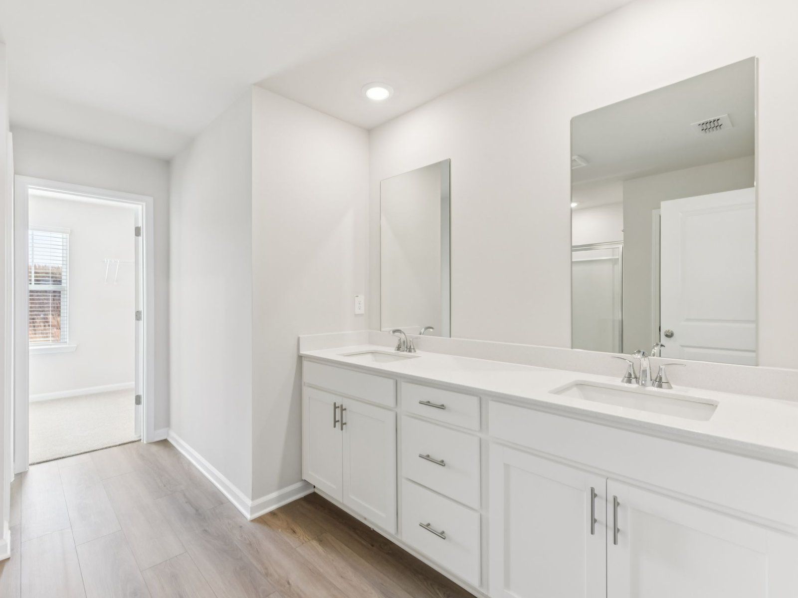The Dakota floorplan with the Essence White interior package.