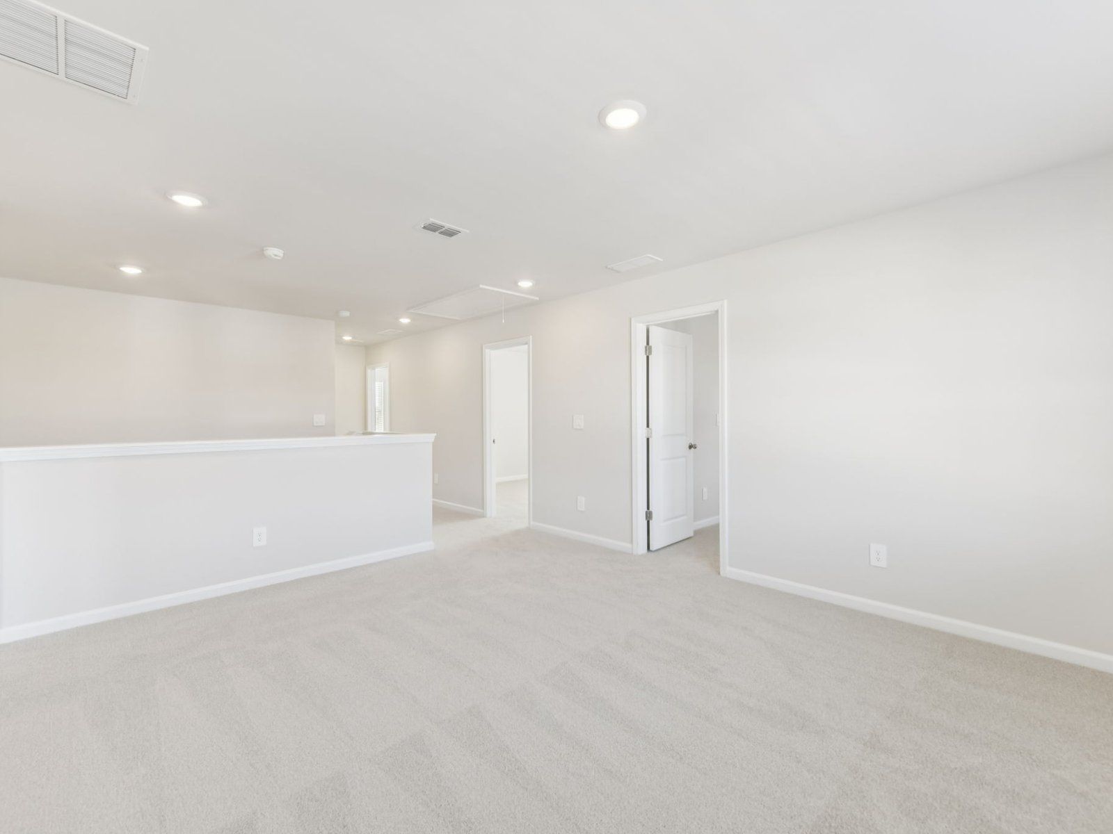 The Dakota floorplan with the Essence White interior package.