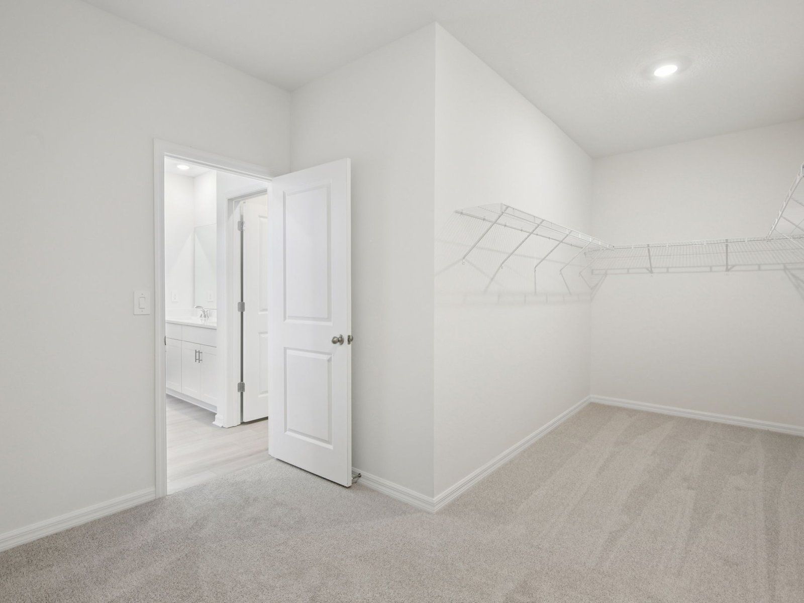 13221 Shellmore Ave (Roma)