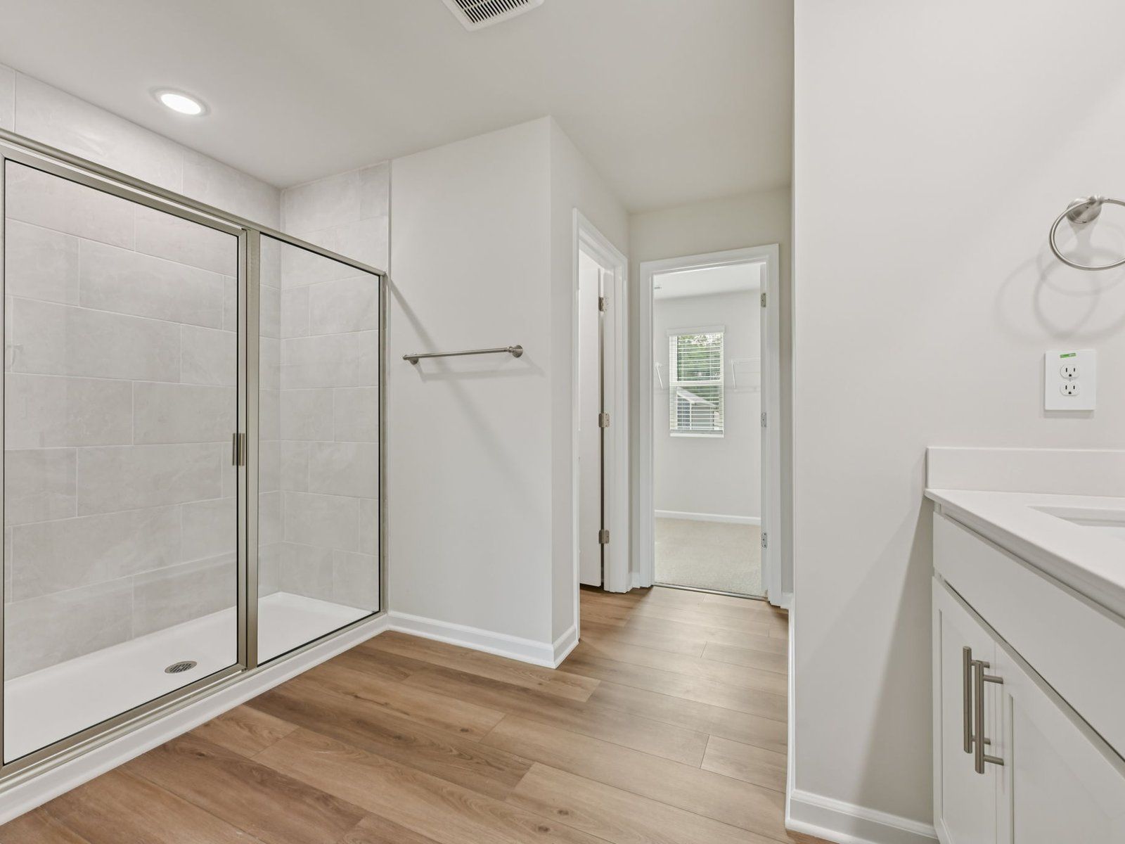 Primary bathroom in the Dakota floorplan at a Meritage Homes community in Garner, NC.